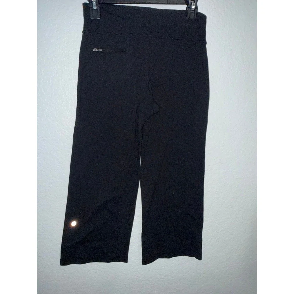 Lululemon vintage Black Cropped Flare Yoga Pants Size 4 Bootcut Capri
